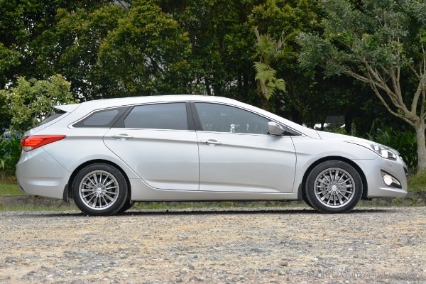 Hyundai I40 Tourer Test Drive Review Autoworld Com My