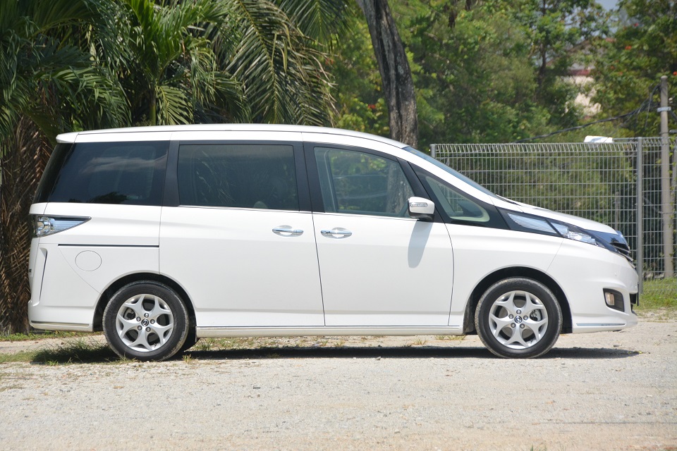 Mazda Biante Minivan